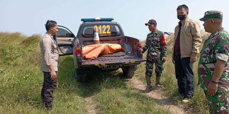 Mayat Di Pantai Ciarsangu Kutakarang Cibitung