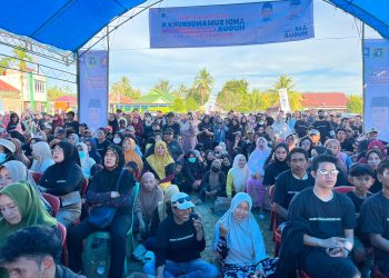 Andi Sumangerukka Berikan Bantuan Rumah: Komitmen untuk Masyarakat